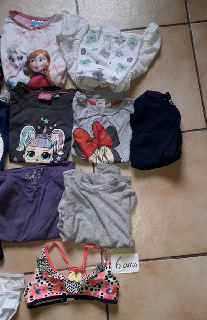 Lot 25 vêtements 6 ans fille - photo numéro 2