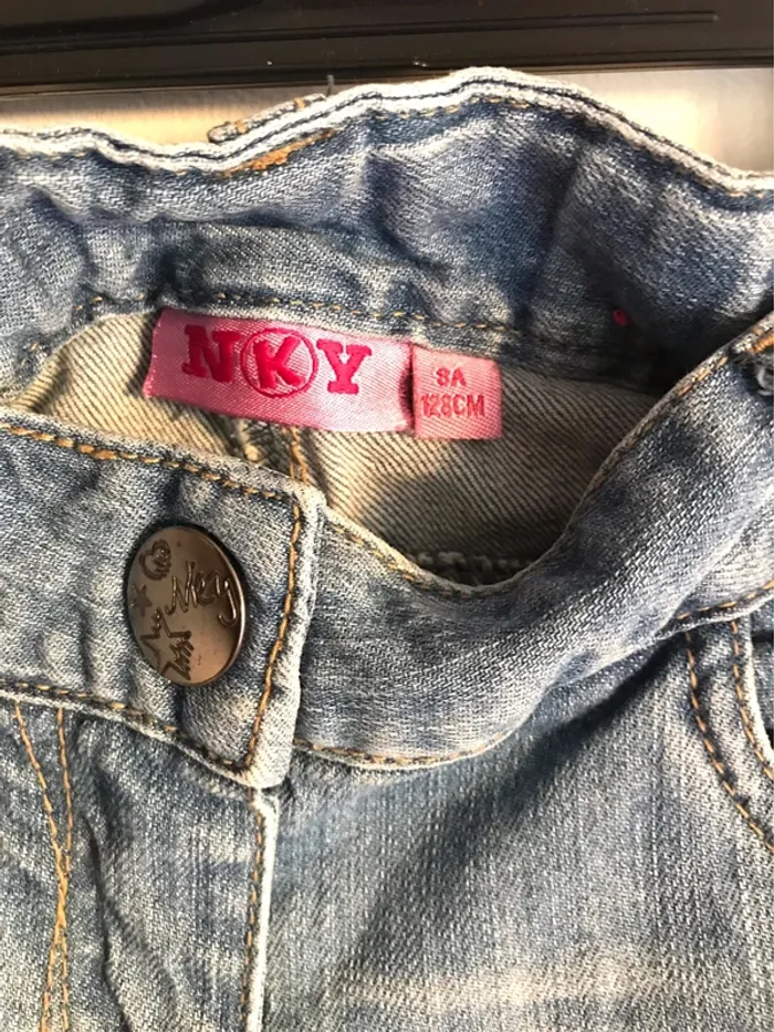 Jeans 8 ans à broderies étoilées - photo numéro 6