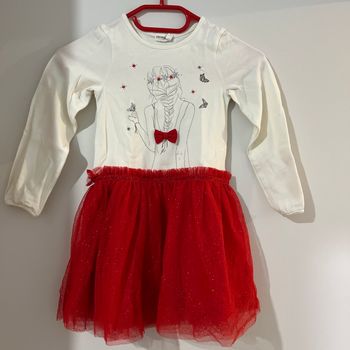 Robe avec dentelle