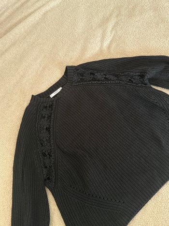 Pull noir avec dentelle H&M