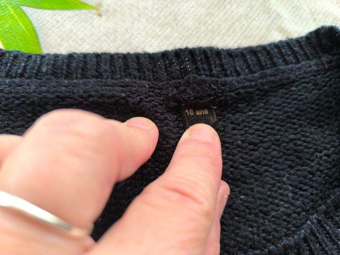 Pull long ajouré 10 ans - photo numéro 3
