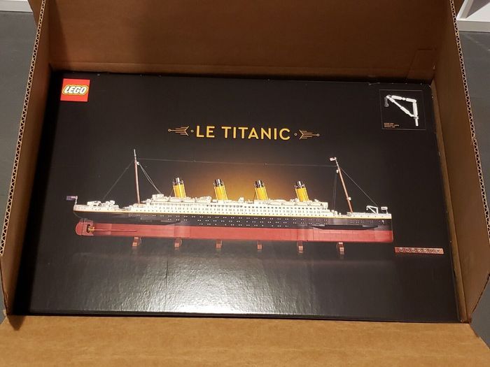 LEGO Titanic 10294. NEUF. Scellé dans sa boîte. - photo numéro 8