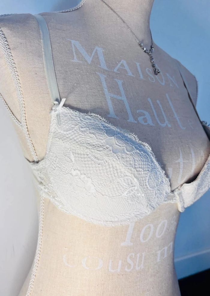 🎀 soutien gorge blanc avec dentelle 85 C #undiz - photo numéro 2