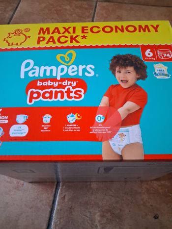 74 couches pampers pants taille 6