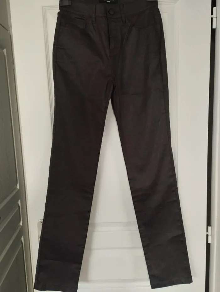 Pantalon slim enduit Darel