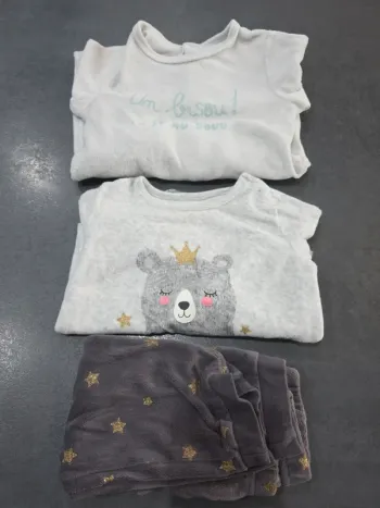Lot 2 pyjama 2 ans