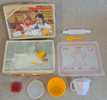 🪆 Ancien jouet Tupperware Tuppertoys La Petite Patissière - 1979