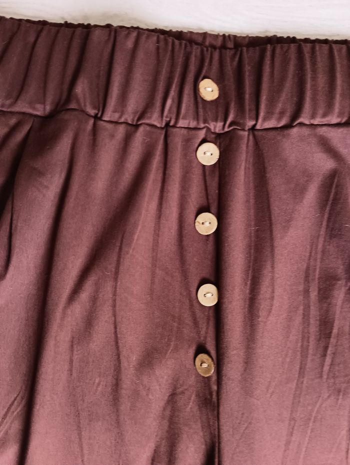 Pantalon large taille 48 Neuf sans étiquette - photo numéro 2