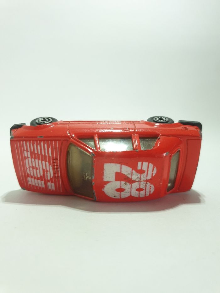 Mc Toy Ford Escort 1.6i 1/64 Made in Macau 🇲🇴 - photo numéro 8