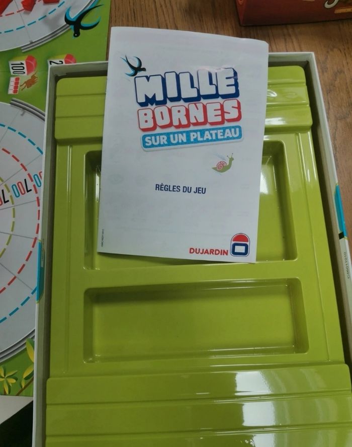 Jeu de société mille bornes sur un plateau - photo numéro 7