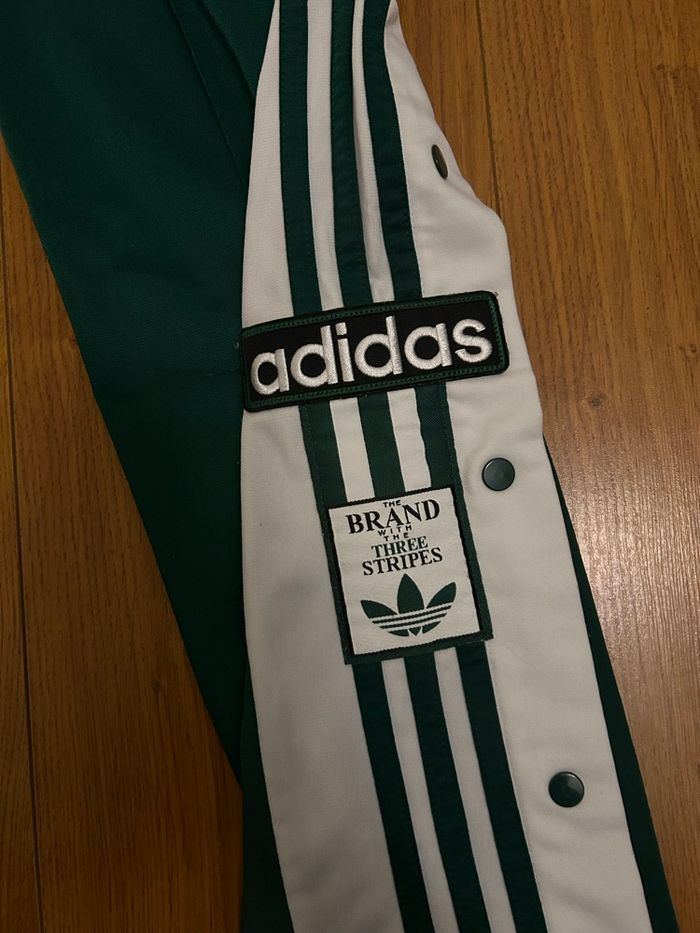 Jogging Adidas vert – 2XS – État neuf - photo numéro 2