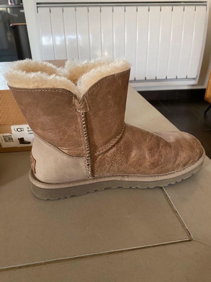 Mini UGG Swarovski taille 37 - photo numéro 8