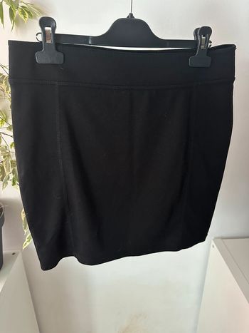 Jupe droite noir camaieu