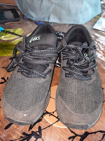Asics GT-1000