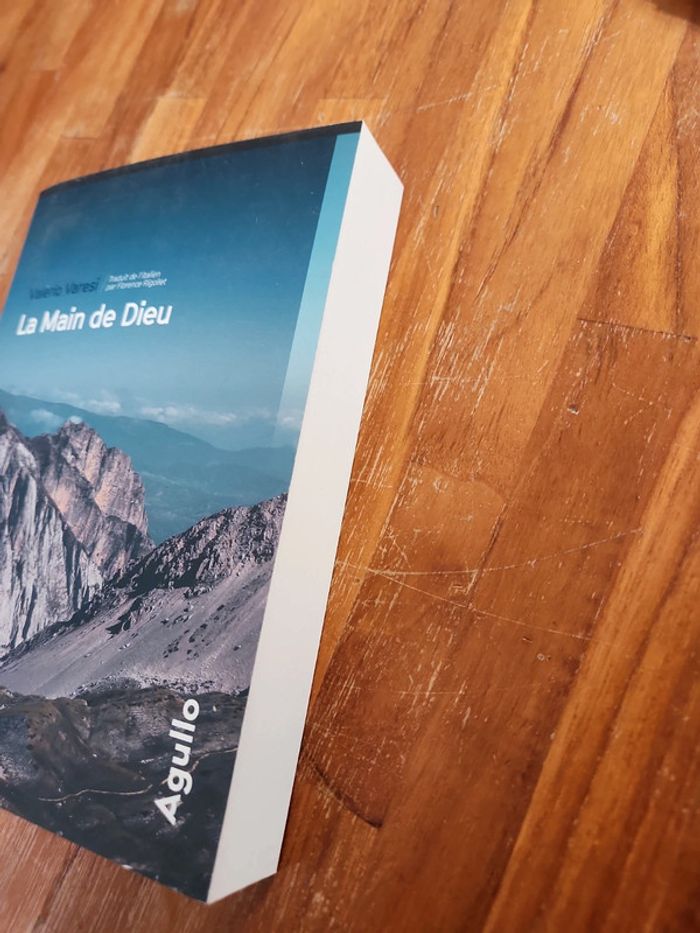 Livre : La main de Dieu - photo numéro 3