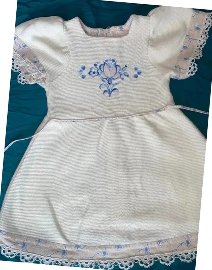 Magnifique robe vintage bébé fille 18 mois