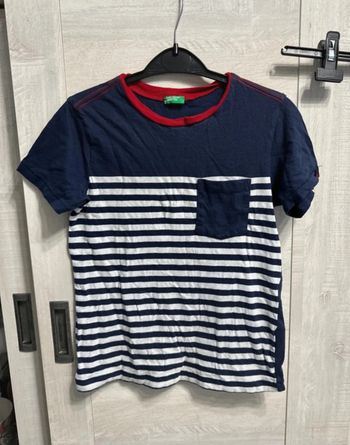 Teeshirt benetton taille 7/8 ans