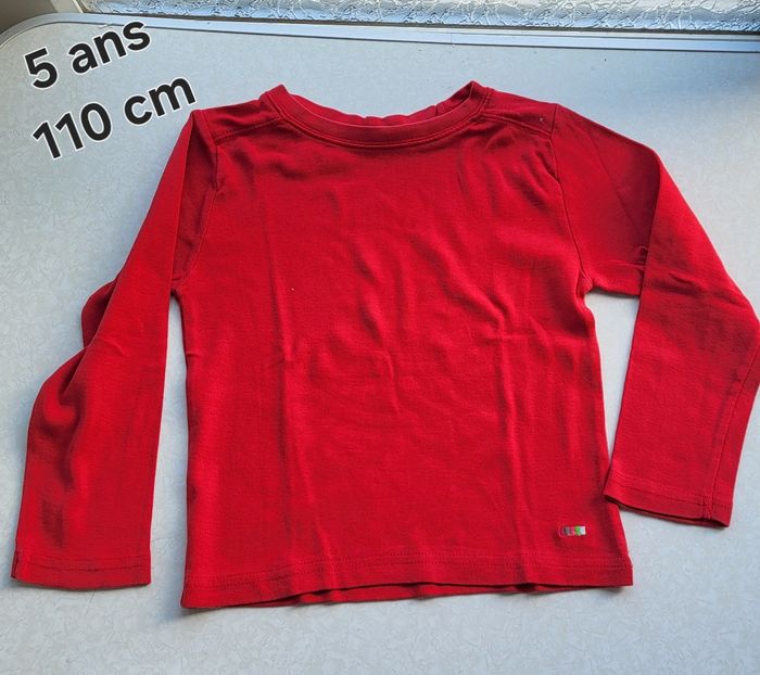 Lot vêtements 5 ans Garçon - photo numéro 9