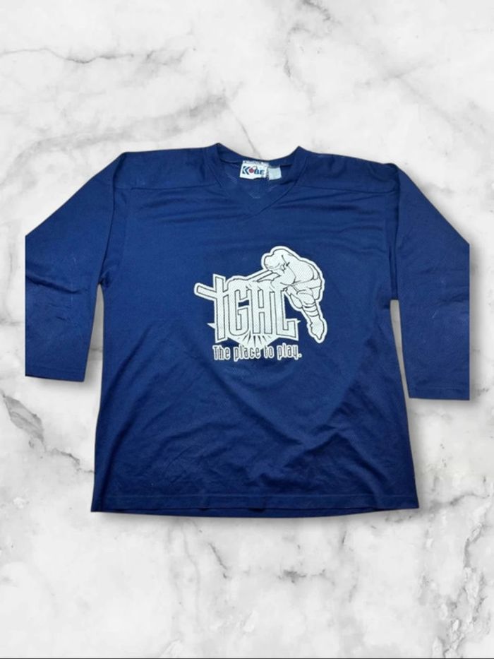 Maillot Hockey Vintage Kobe IGHL The Place To Play Numéro 8 Bleu Marine Y2K