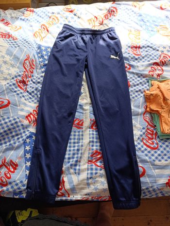 Pantalon survêtement bleu puma 13 /14 ans