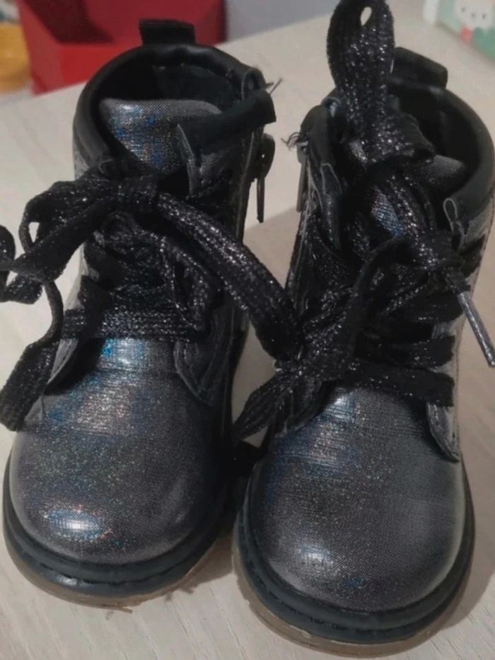 Bottines bébé fille à paillettes