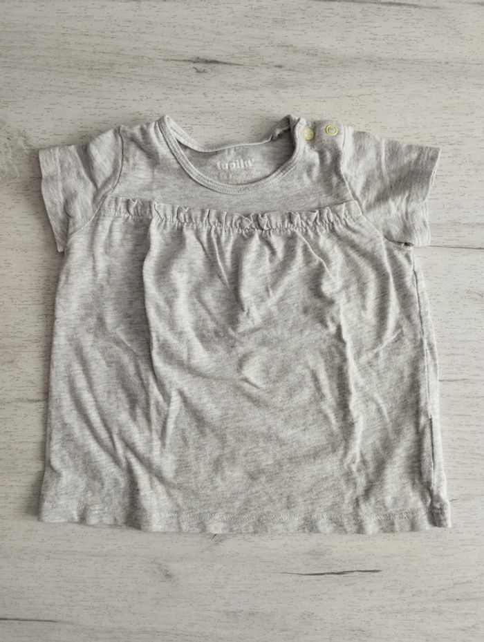 Lot t-shirt 24 mois - photo numéro 3