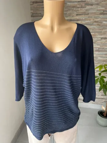 Pull bleu marine léger  taille unique
