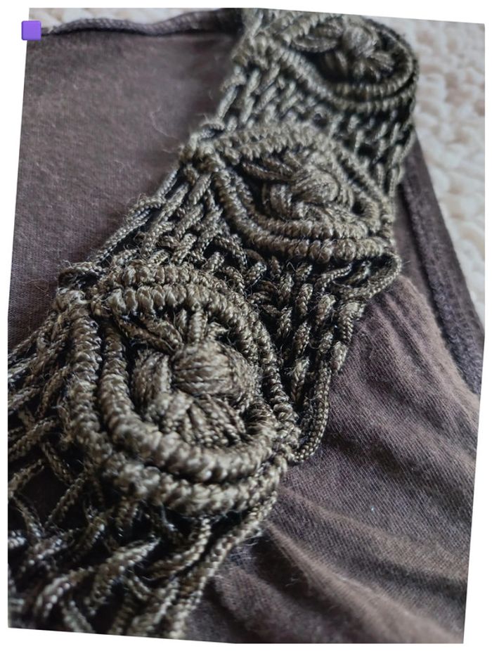 Débardeur marron etchnique broderie col brodé macramé  Alain Manoukian - photo numéro 3