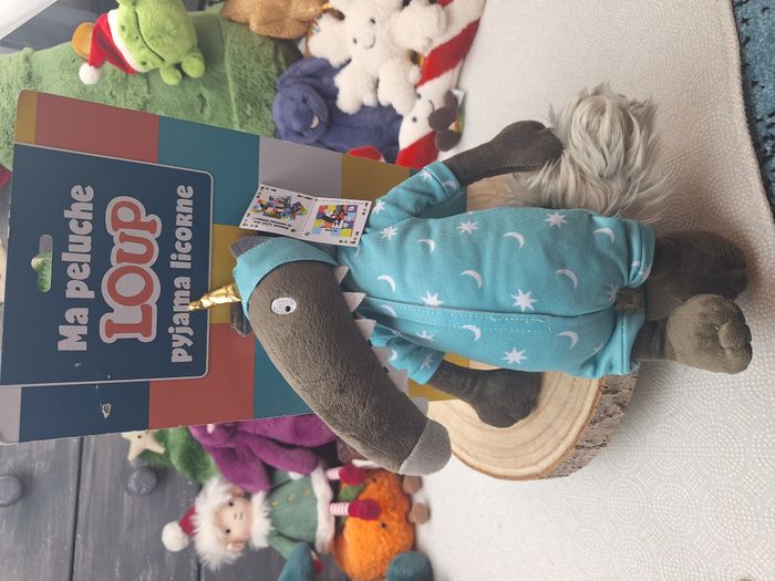 Peluche loup auzou pyjama licorne
