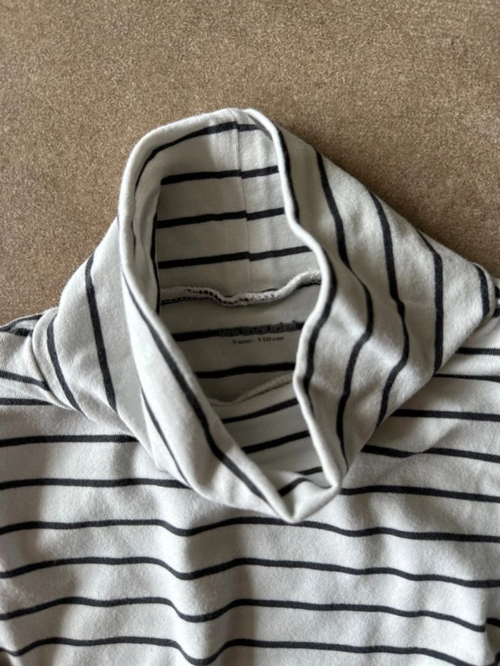 Lot de 2 sous pull 5 ans - photo numéro 4