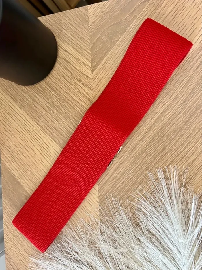 Superbe ceinture large rouge et doré taille ajustable neuf - photo numéro 4