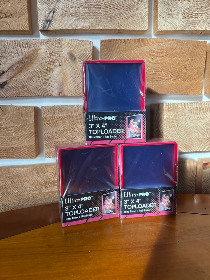 Lot 3x25 top loaders rouge Ultra Pro - photo numéro 2