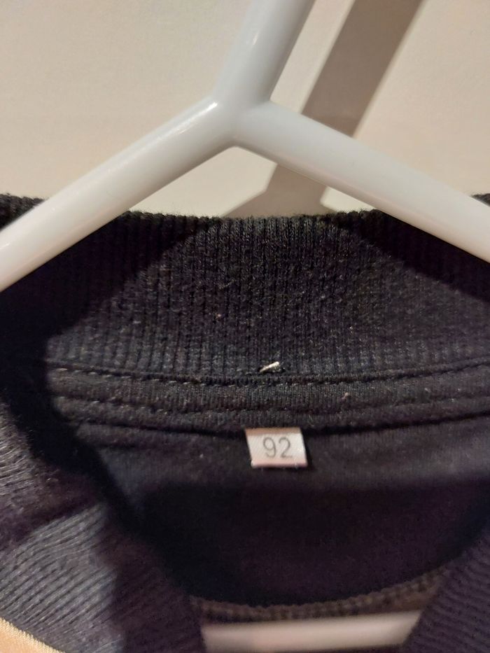 Veste dorée taille 2 ans - photo numéro 3
