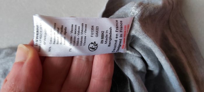 Tshirt manche longue 12 ans - photo numéro 5