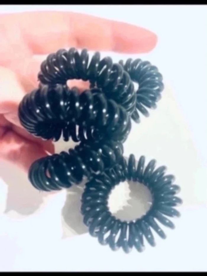 Lot Elastiques invisible qui n'arrache pas les cheveux et tiennent bien Neuf hema - photo numéro 3