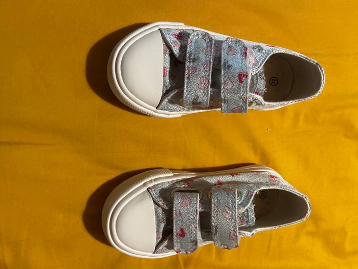 Chaussure en toile bleu pailletté taille 22 - photo numéro 3