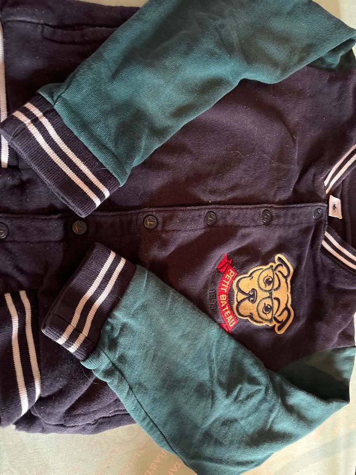 Vends Teddy petit bateau 8 ans très bon état