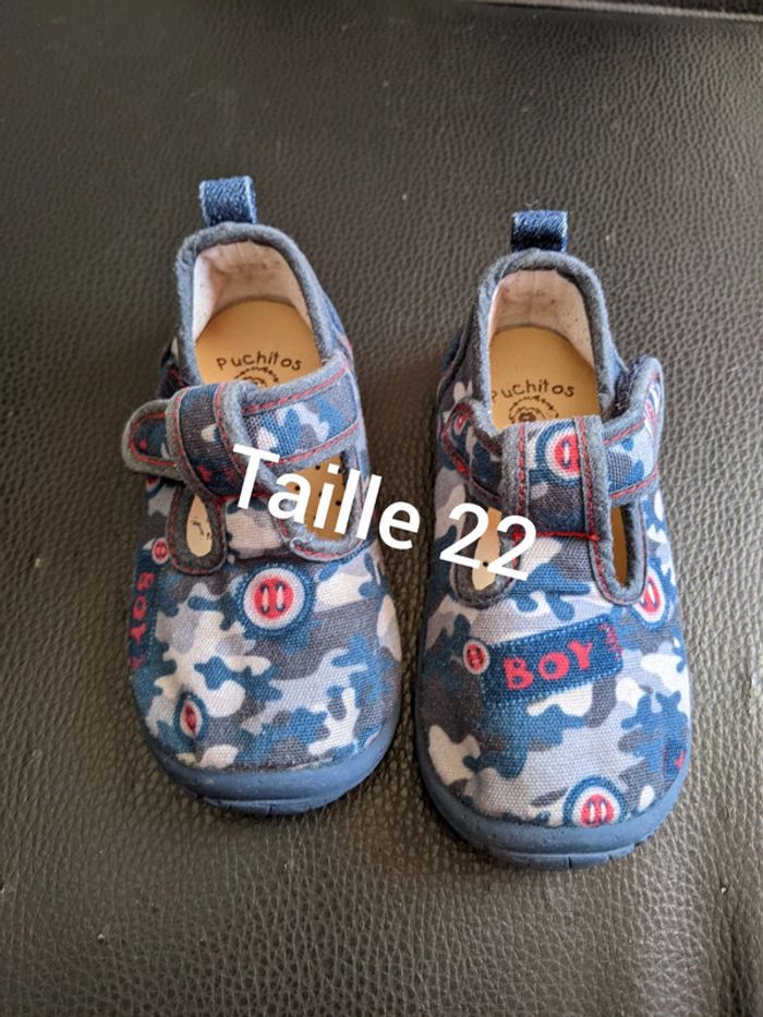 Chaussures ouvertes Taille 22