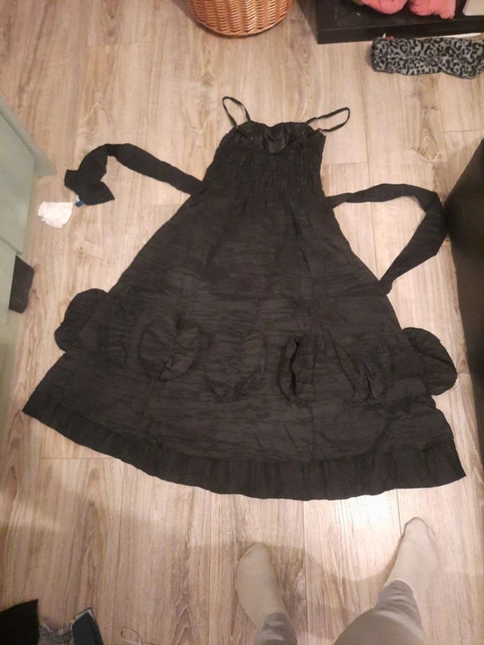 Robe longue noir unie bustier élastique jolie poitrine - photo numéro 4