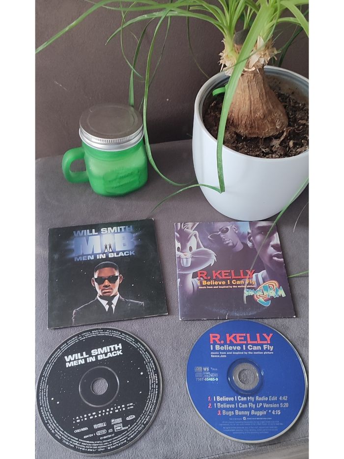 Lot 2 CD BO Space Jam et Man in Black