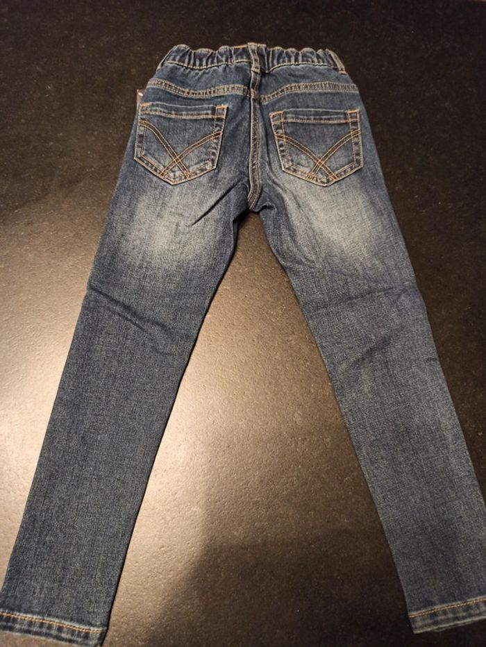 Jean slim neuf - photo numéro 3