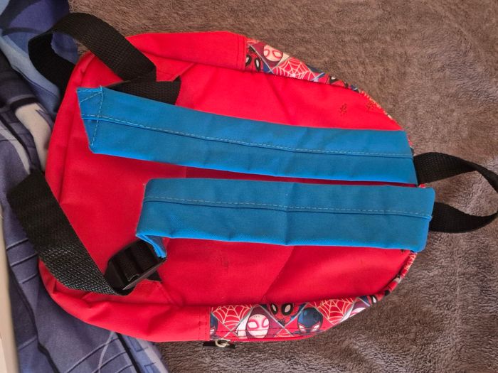 Sac a dos marvel - photo numéro 2
