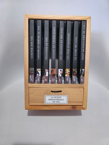 La Petite Bibliothèque du Vin