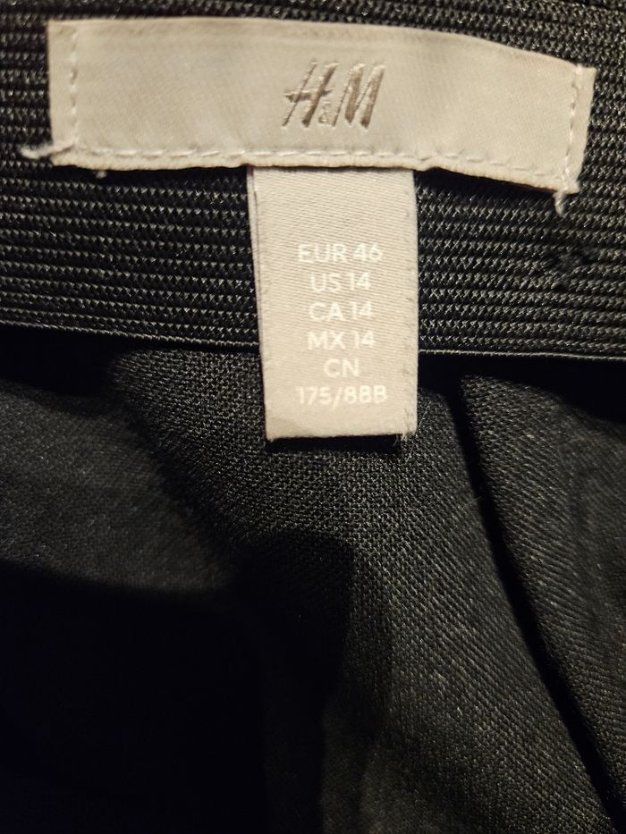 Jupe à boutons - photo numéro 4