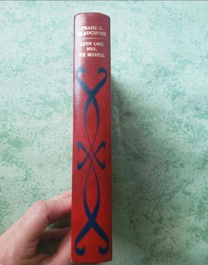 Livre afin que nul ne meure - photo numéro 2