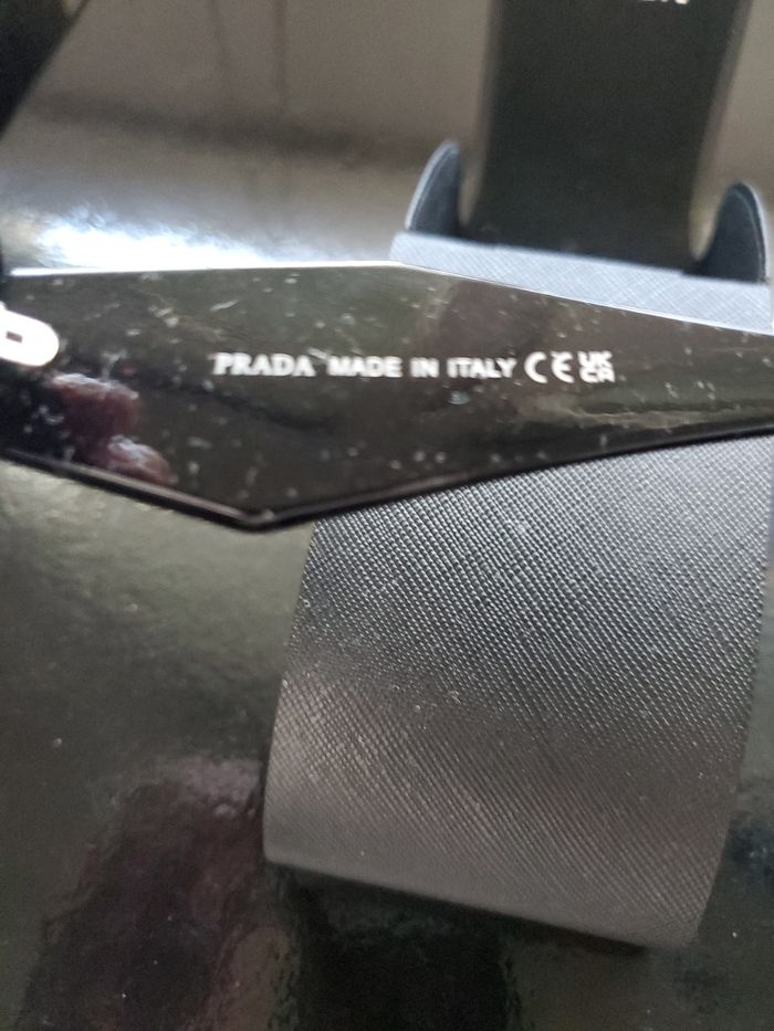 Solaire  Prada - photo numéro 2