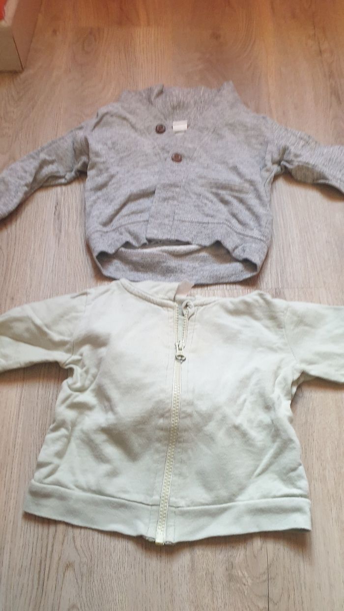 Lot vêtements garçon Taille 12mois - photo numéro 4