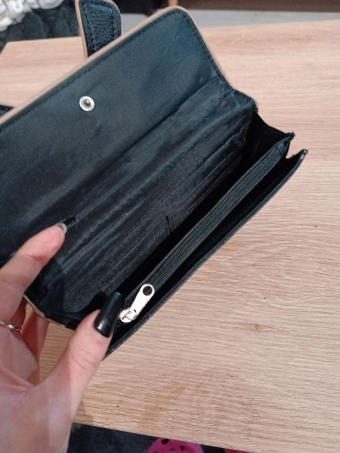 Portefeuille - photo numéro 2