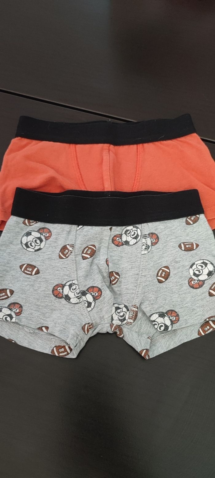Lot 2 boxers