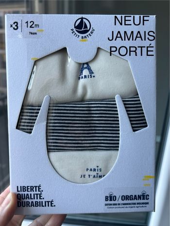 Coffret de Bodies NEUF Petit Bateau 12 mois manches longues  100% coton bio 